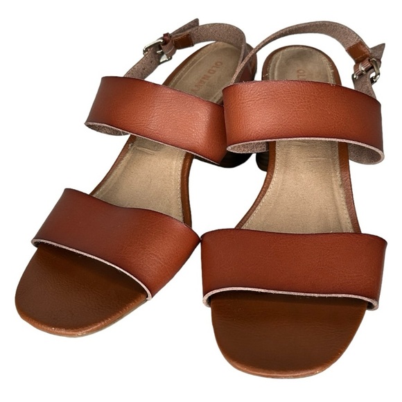 Old Navy Slingback Heels in‎ Cognac - Picture 1 of 7